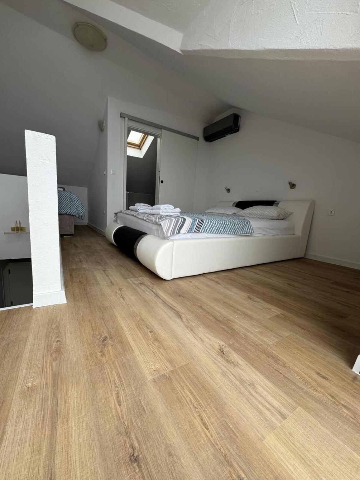 Villa Nevia 1 Drasnice Kültér fotó